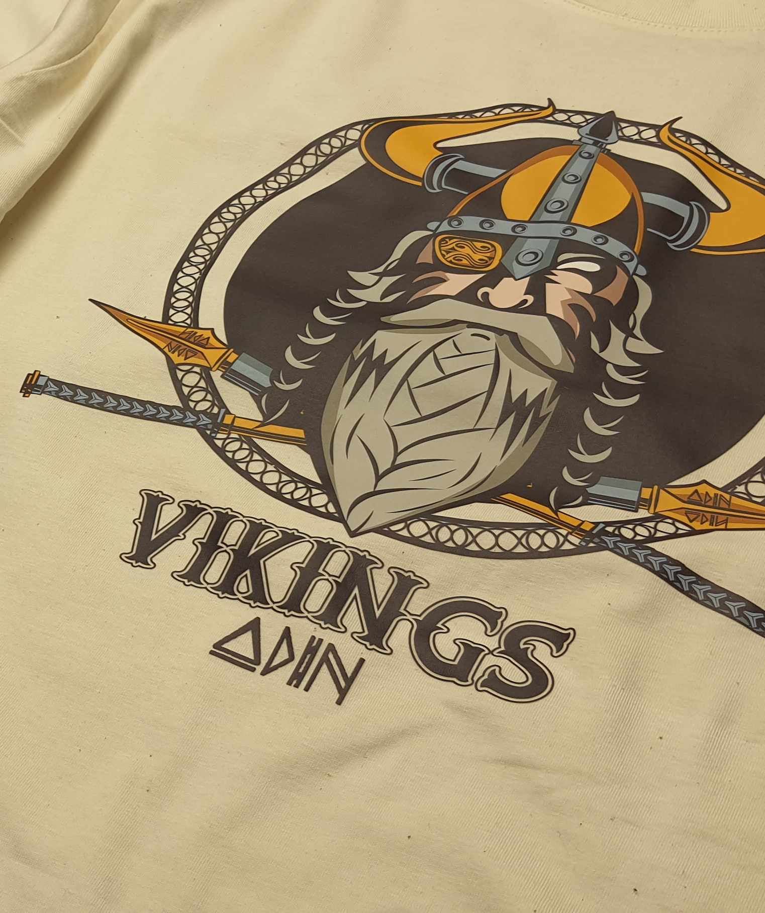 DTF-Transferdruck ca. DIN A3 - max. 28 x 40 cm, mehrfarbig DTF-Transferdruck ca. DIN A3 - max. 28 x 40 cm, mehrfarbig